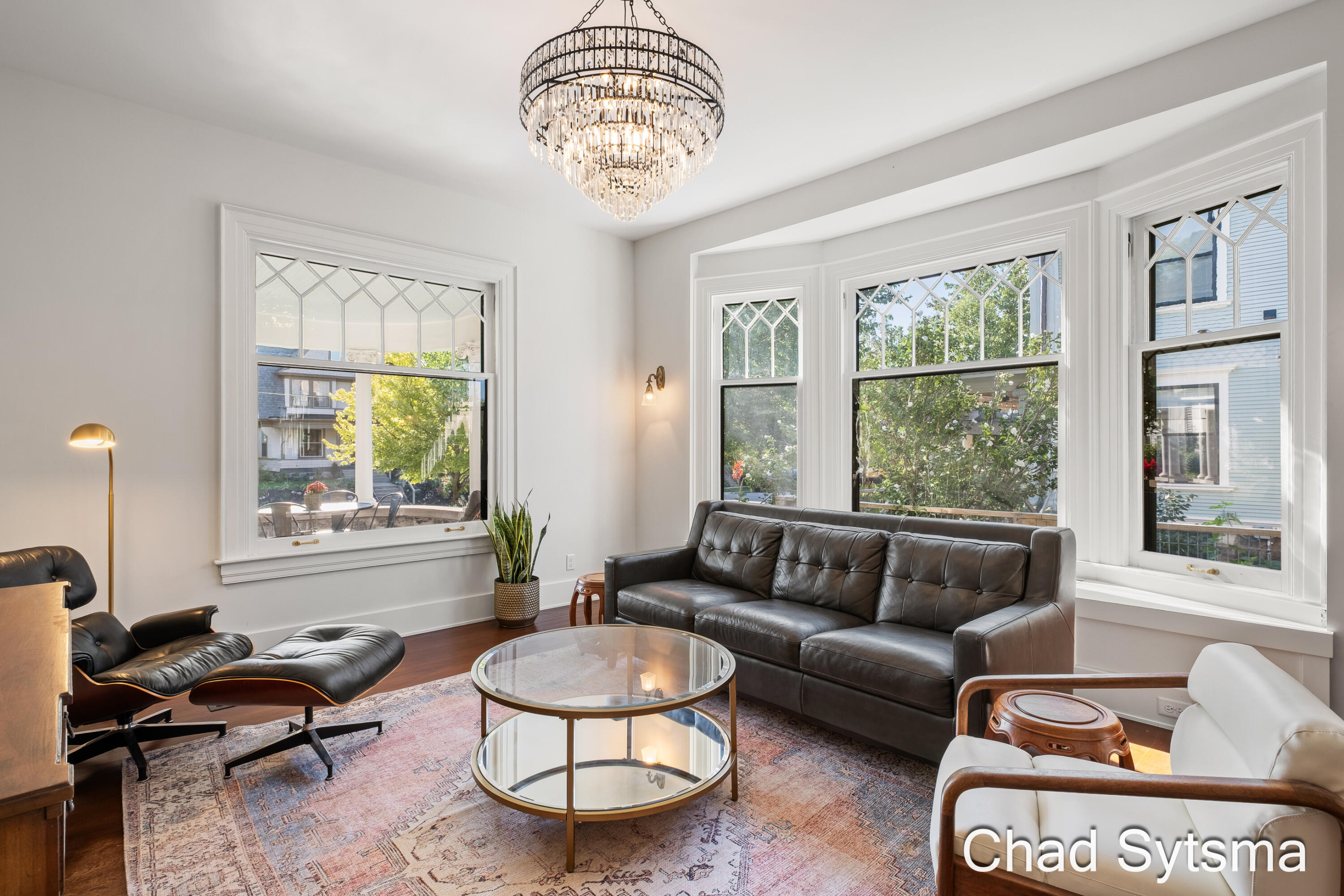 643 Madison Avenue SE