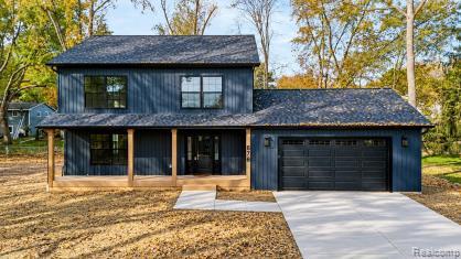 676 PONTIAC DR, LAKE ORION, MI 48362 - Image 8134d25c77c2407d2a4d8f3cebc7c5ed/2735561585