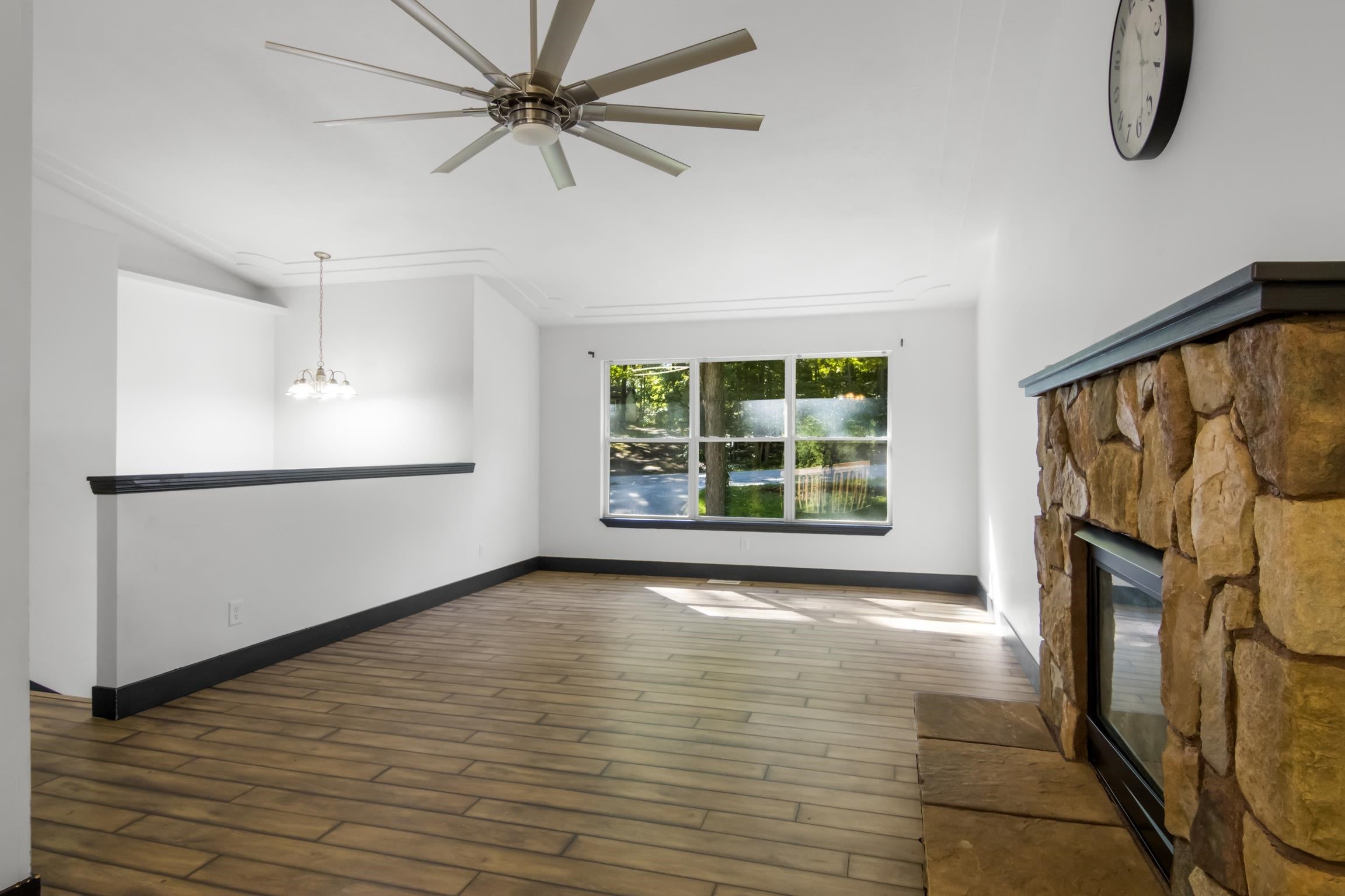 18781 Lakewood Circle