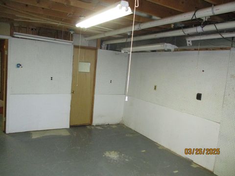 listing image 63