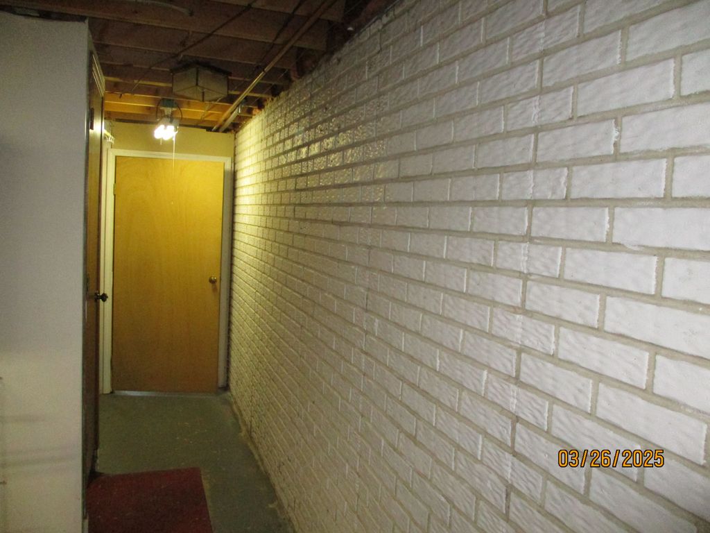 listing image 60