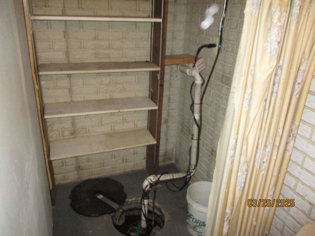 listing image 72