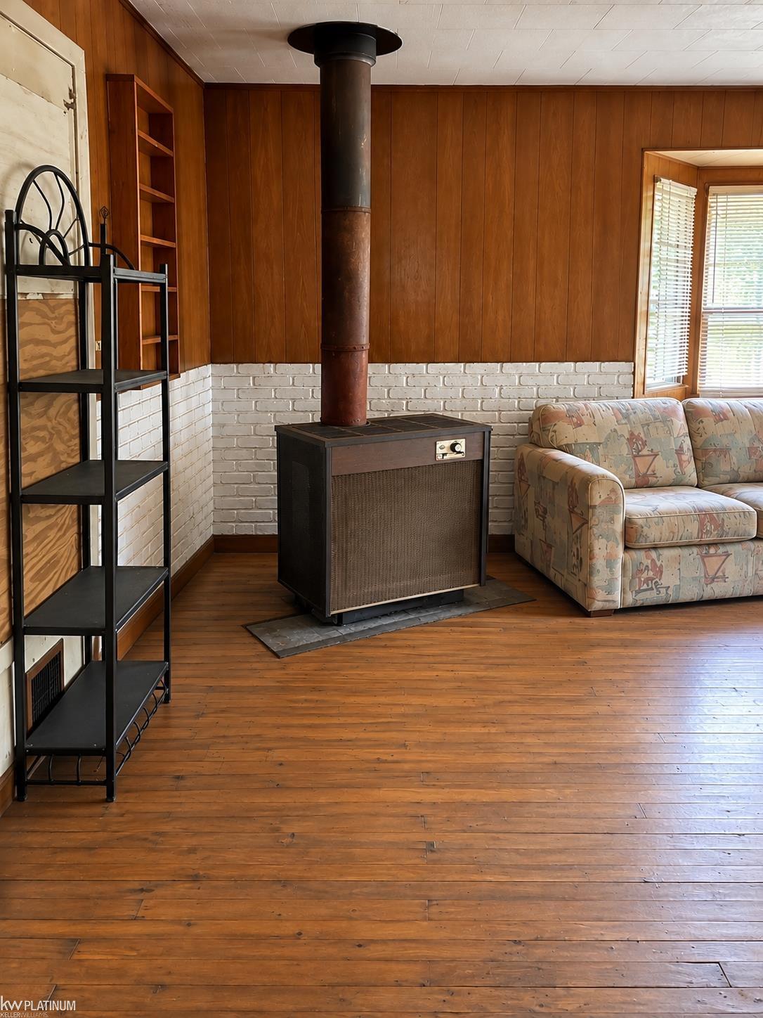 4692 Harlan Road