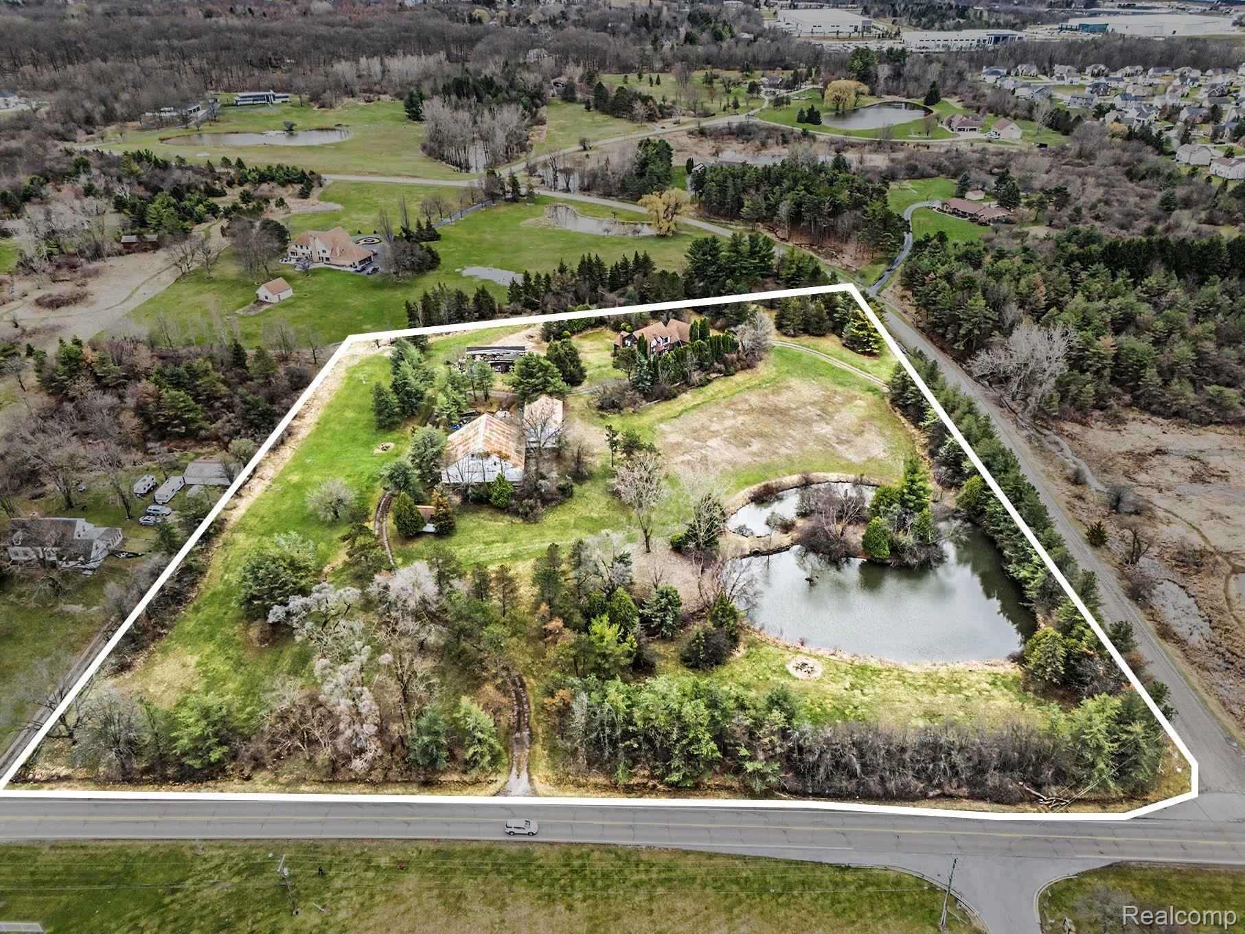 4385 Warwick Circle Drive
