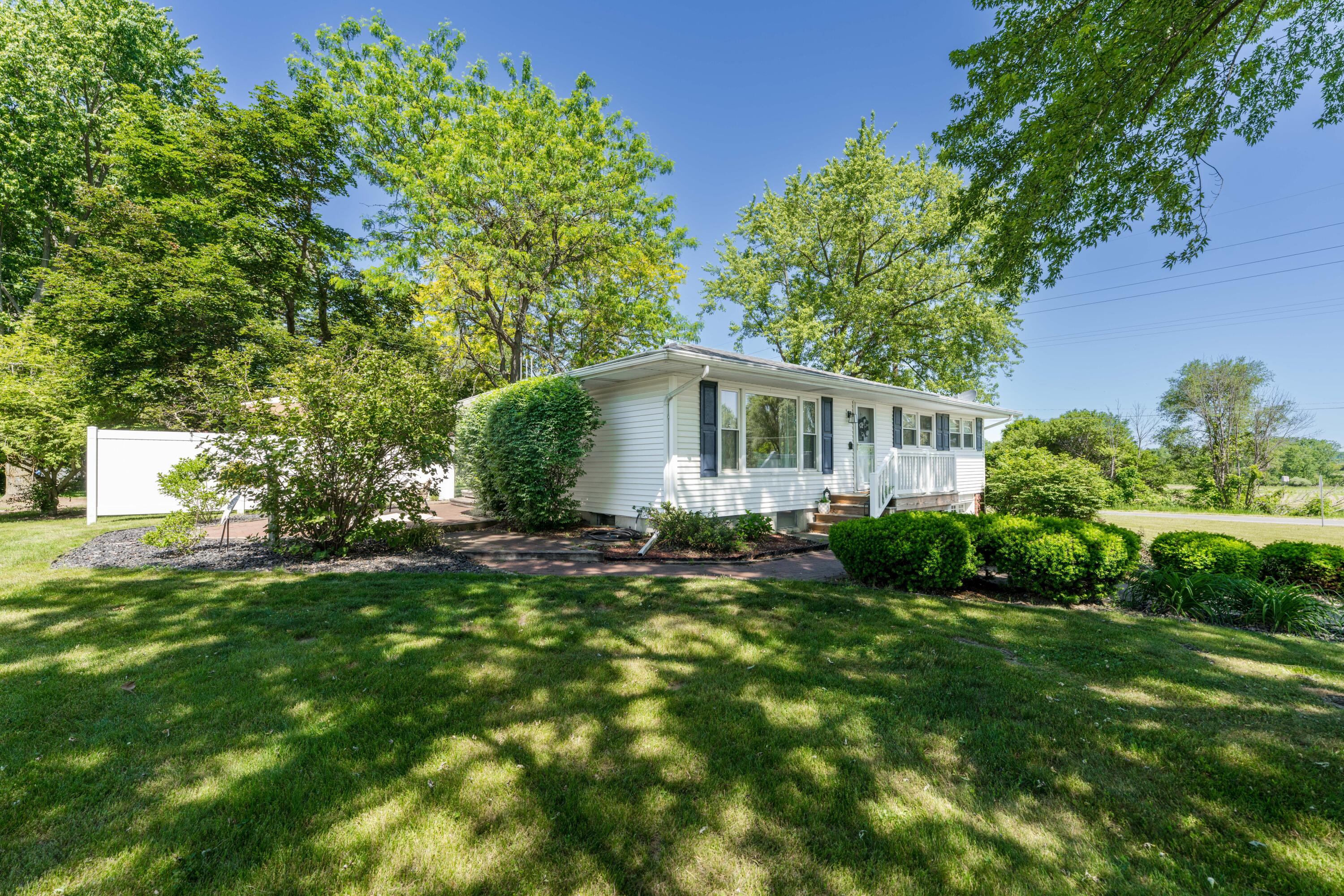 12611 15 1/2 Mile Road