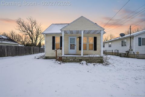 5227 Dania Street Flint Charter Township MI 48532