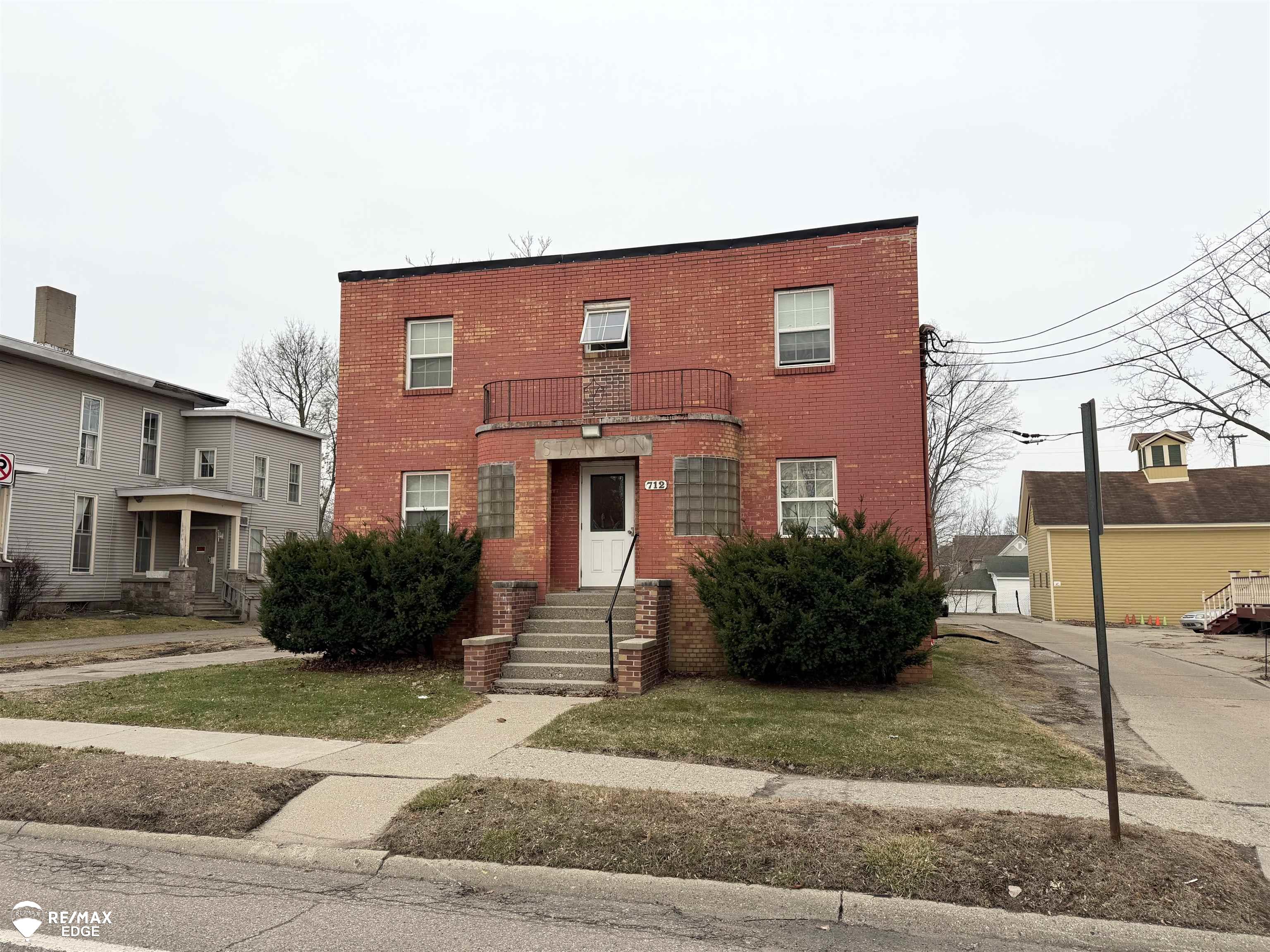 712 S Grand Traverse Street