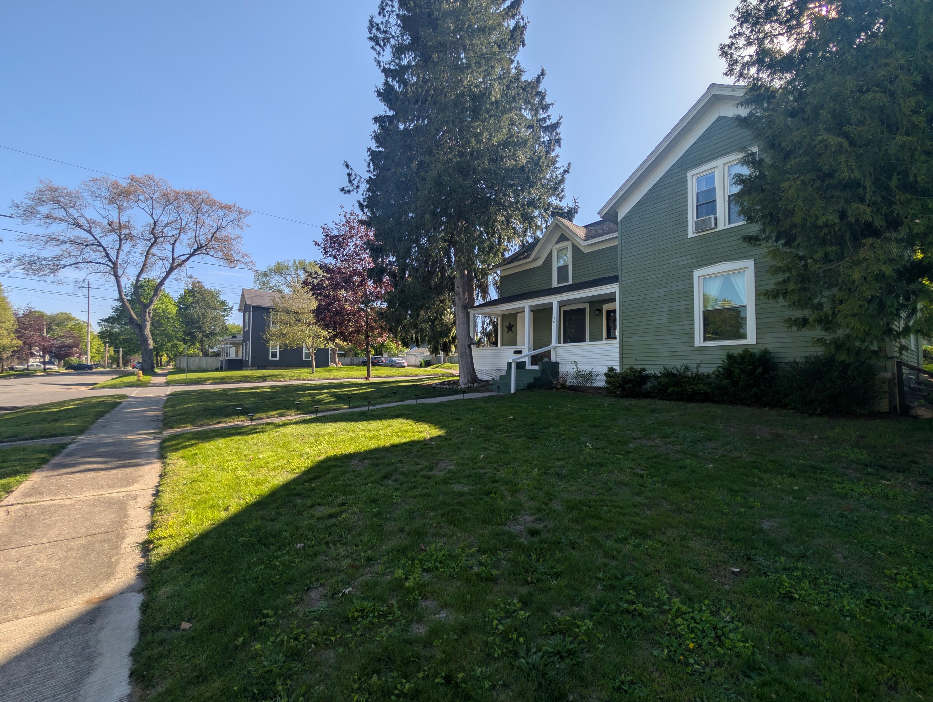 301 N Smith Street