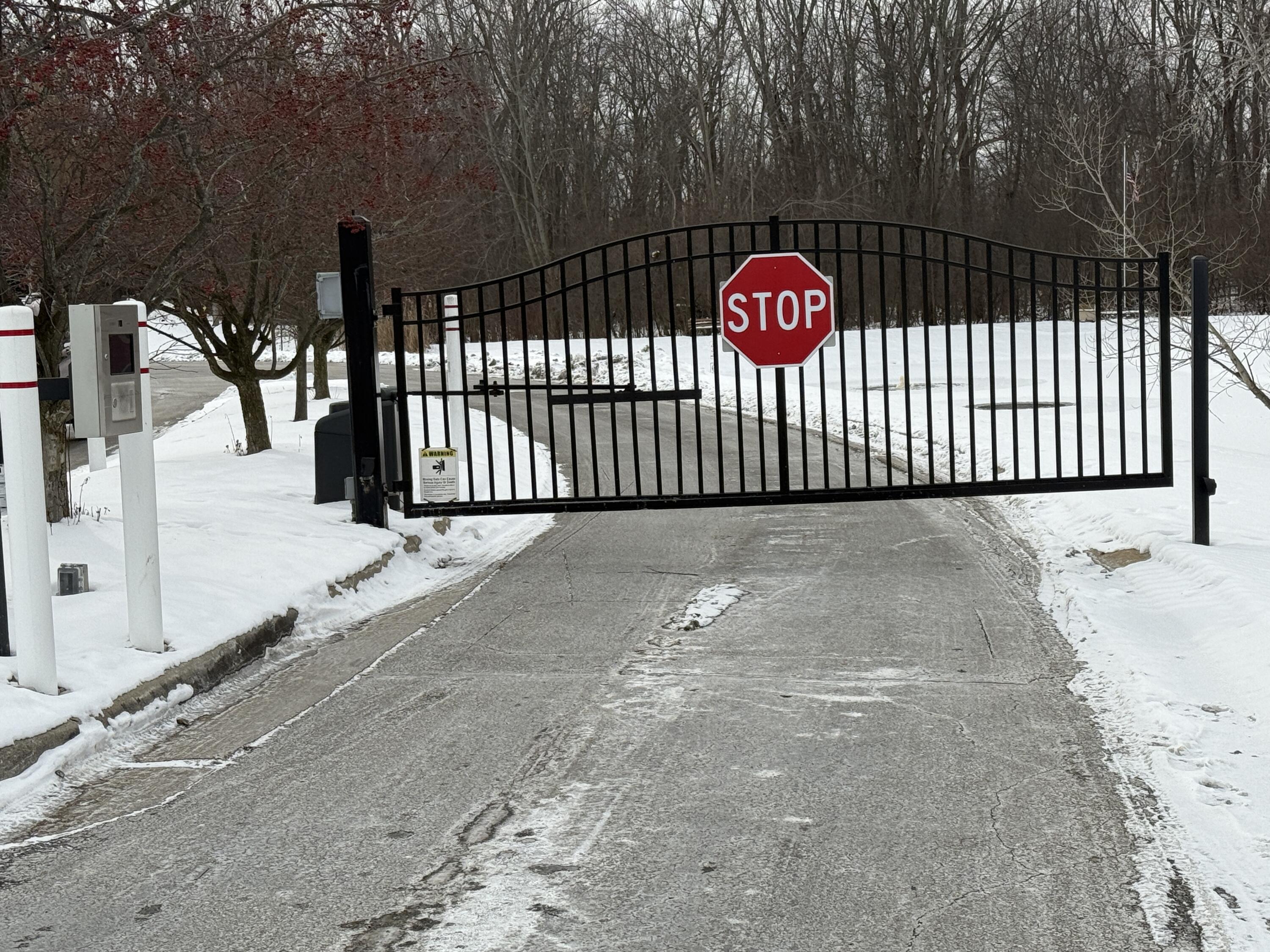 23493 Williamsburg Circle