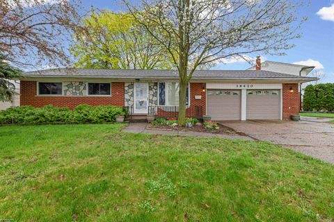 Photo of 39420 Millington Drive, Sterling Heights City, MI 48313 (MLS # 58050204620)