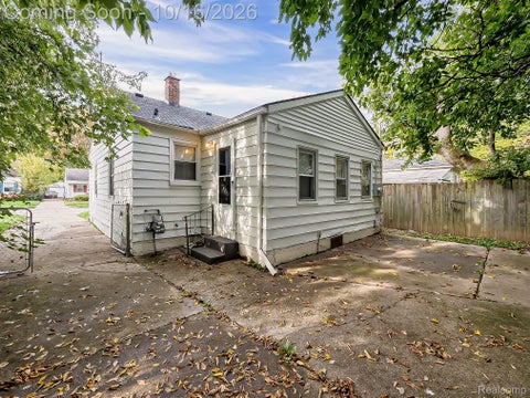 Tiny photo for 18565 Kenosha Street, Harper Woods City, MI 48225 (MLS # 20261082868)
