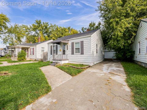 Tiny photo for 18565 Kenosha Street, Harper Woods City, MI 48225 (MLS # 20261082868)