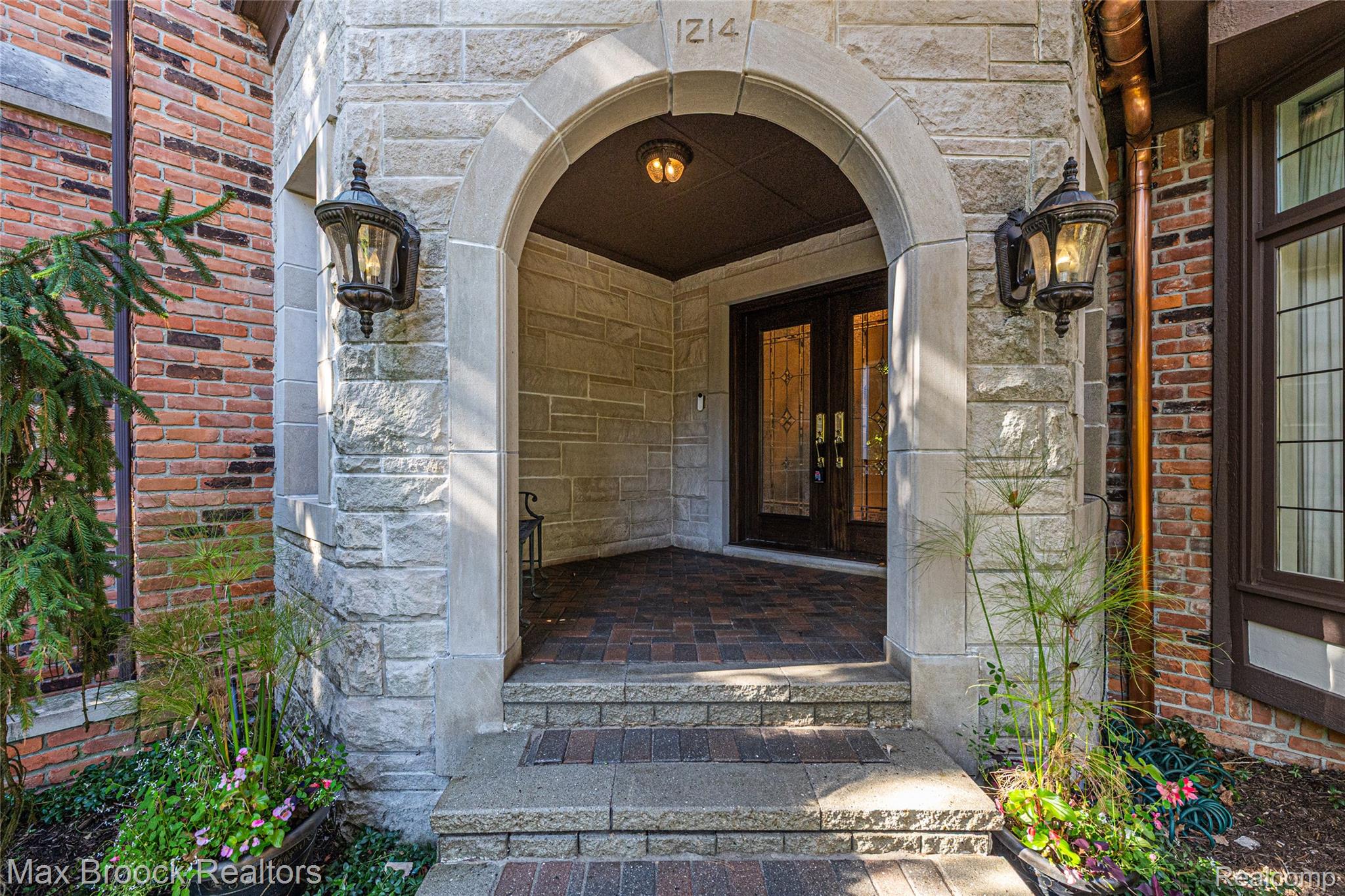 1214 Copperwood Drive