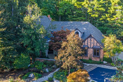 1214 Copperwood Drive Bloomfield Hills City MI 48302