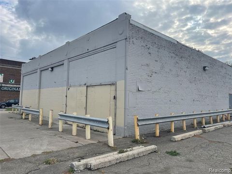 301 S OAKWOOD Detroit City MI 48217