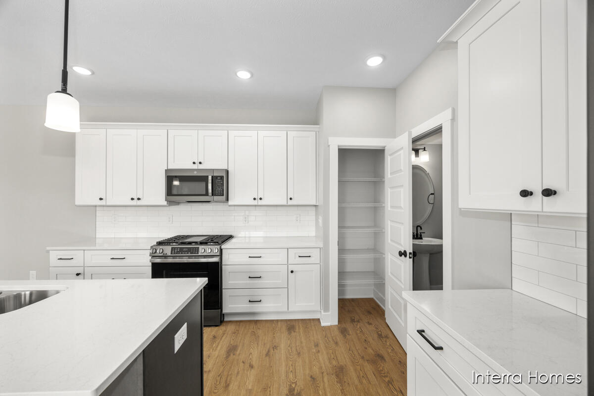 4245 Stratton Boulevard SE 26