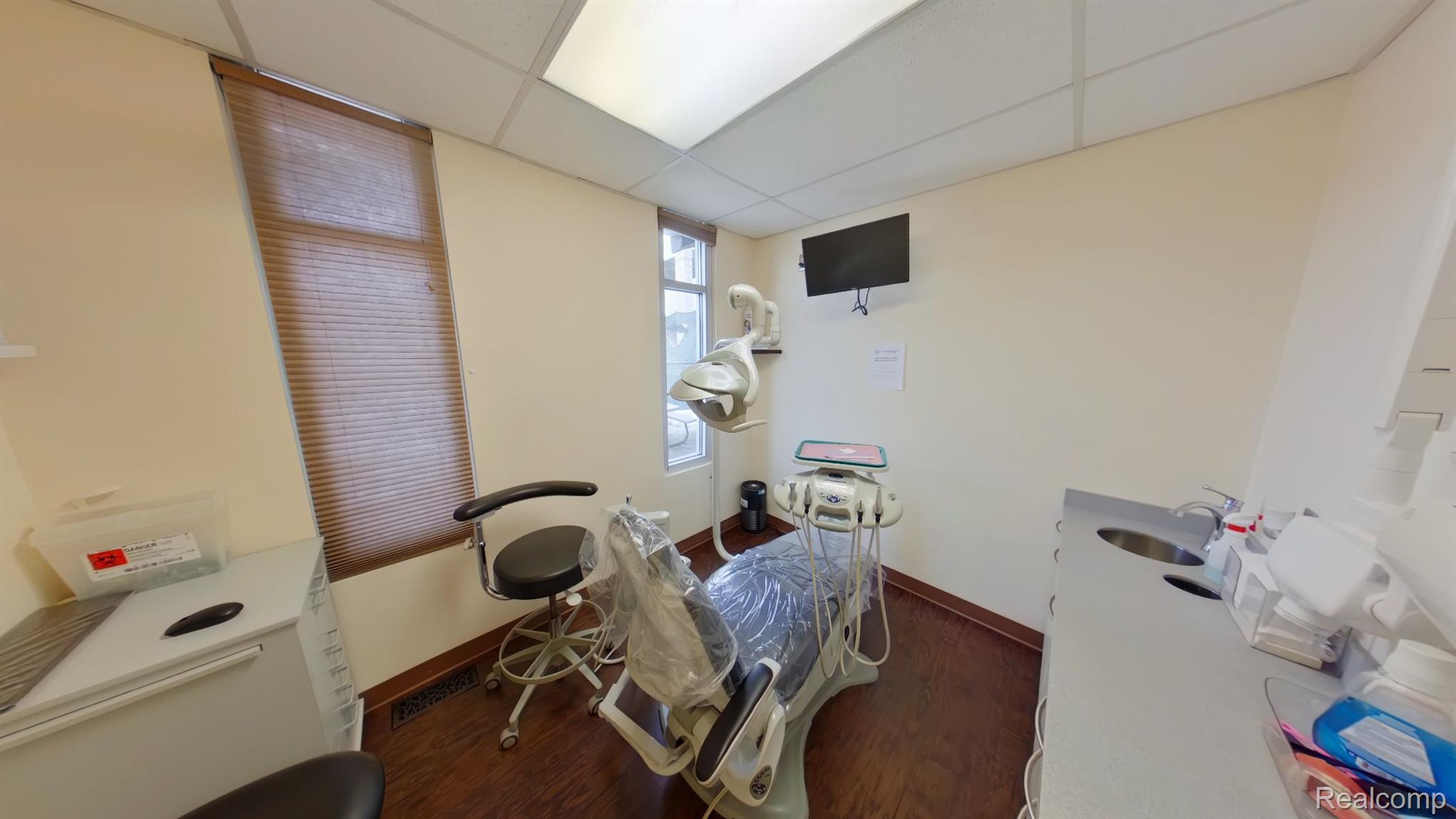 800 S ADAMS Road Suite 105