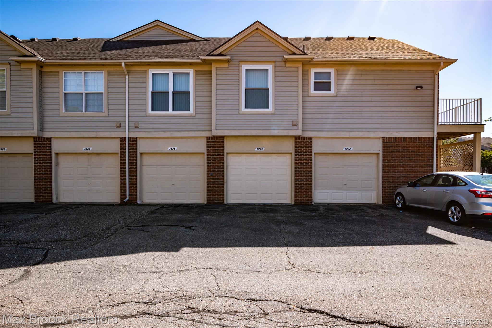 1874 Flagstone Circle