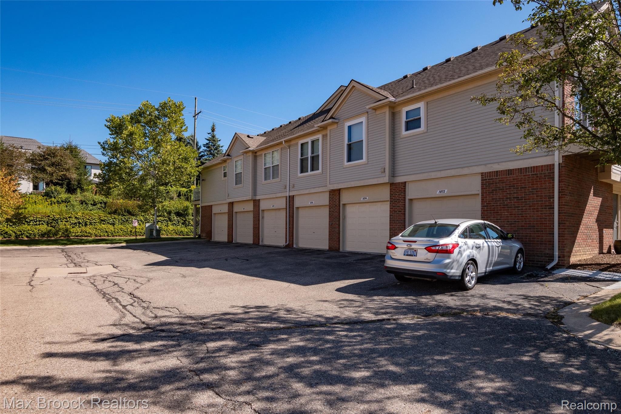 1874 Flagstone Circle