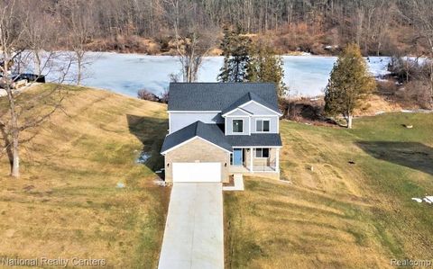 113 Parker Lane Brandon Charter Township MI 48462