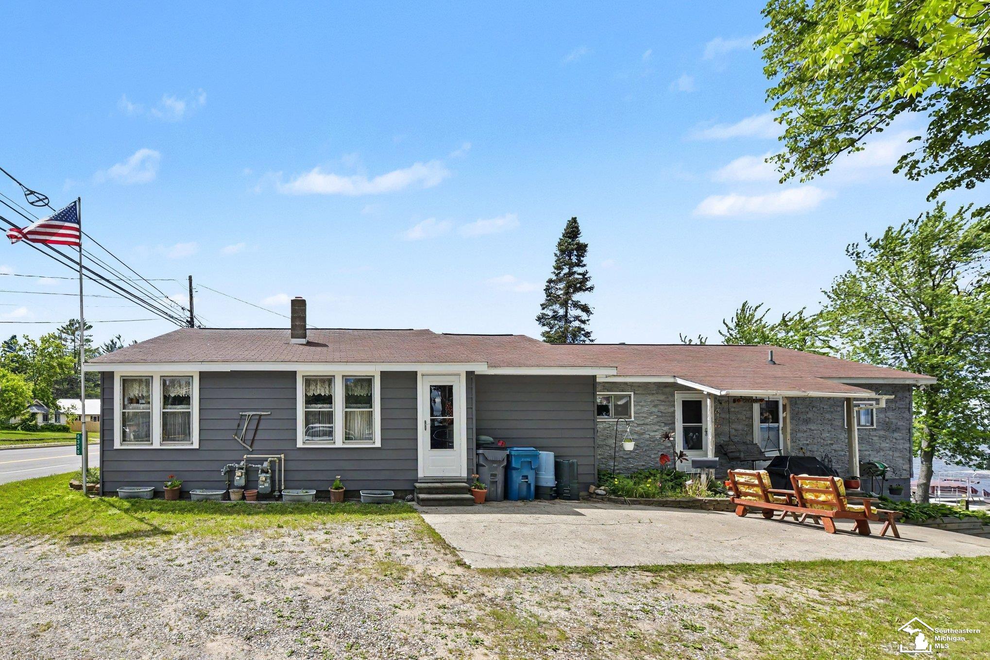 5358 W Houghton Lake Drive