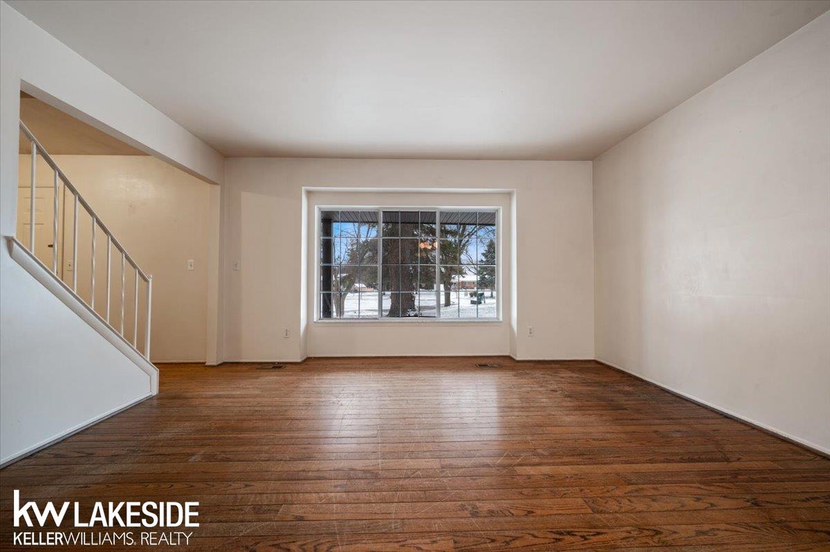 123 Nottingham Court