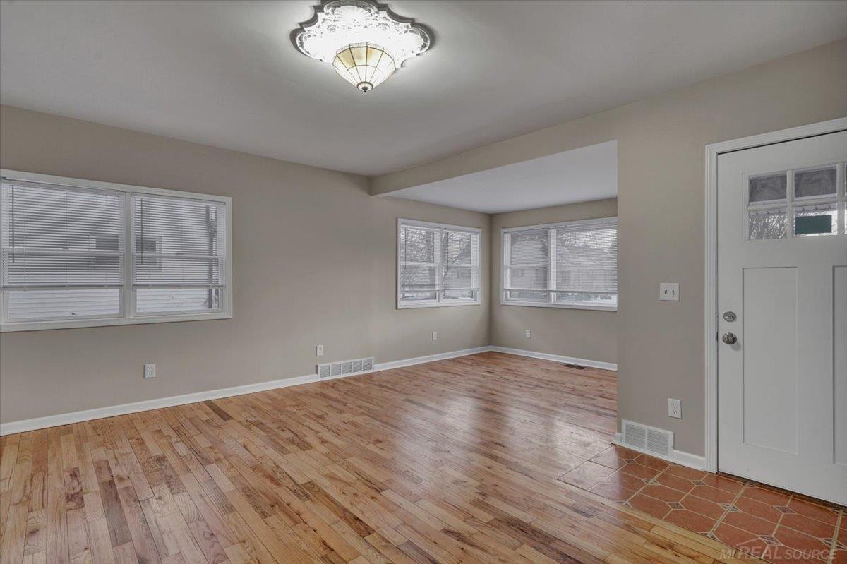 165 Washington Street