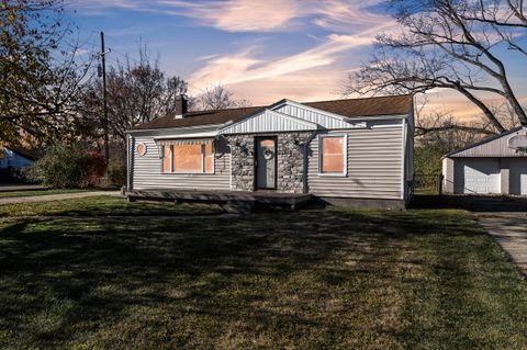 19135 Weyher Street Livonia City MI 48152