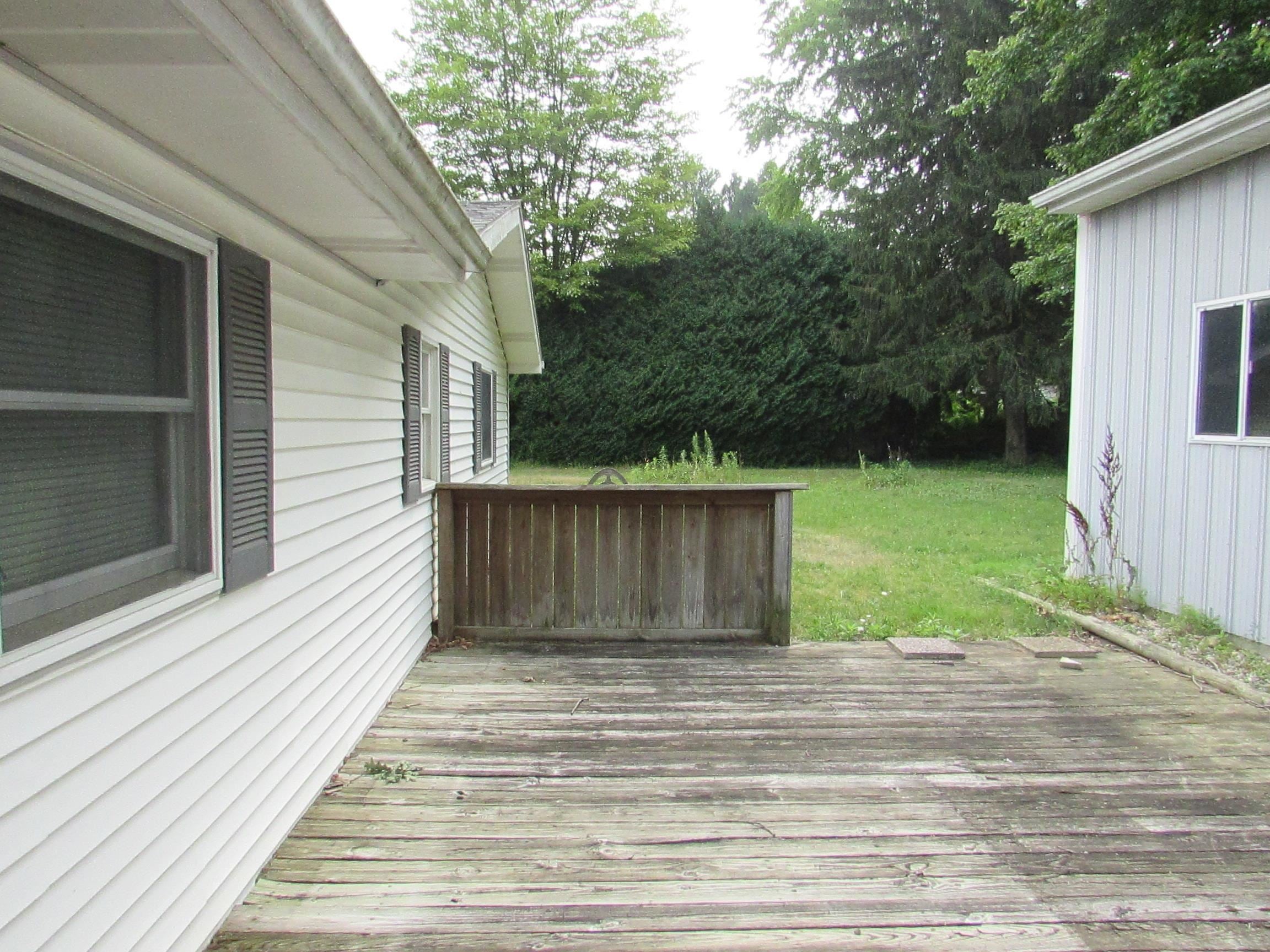 2905 W Burt Road