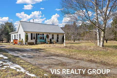 8775 Nugent Avenue NE Oakfield Township MI 49341