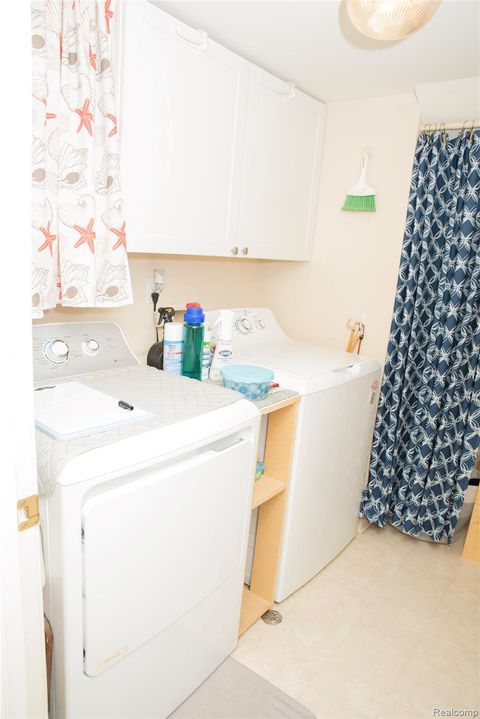 Tiny photo for 22073 Fairlane Boulevard, Woodhaven City, MI 48183 (MLS # 20251061015)