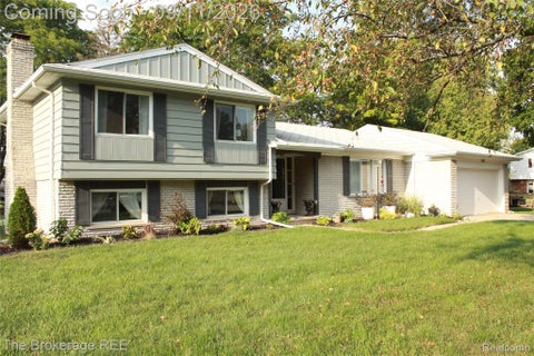 Photo of 1483 Huntley Drive, Grand Blanc Charter Township, MI 48439 (MLS # 20261071797)