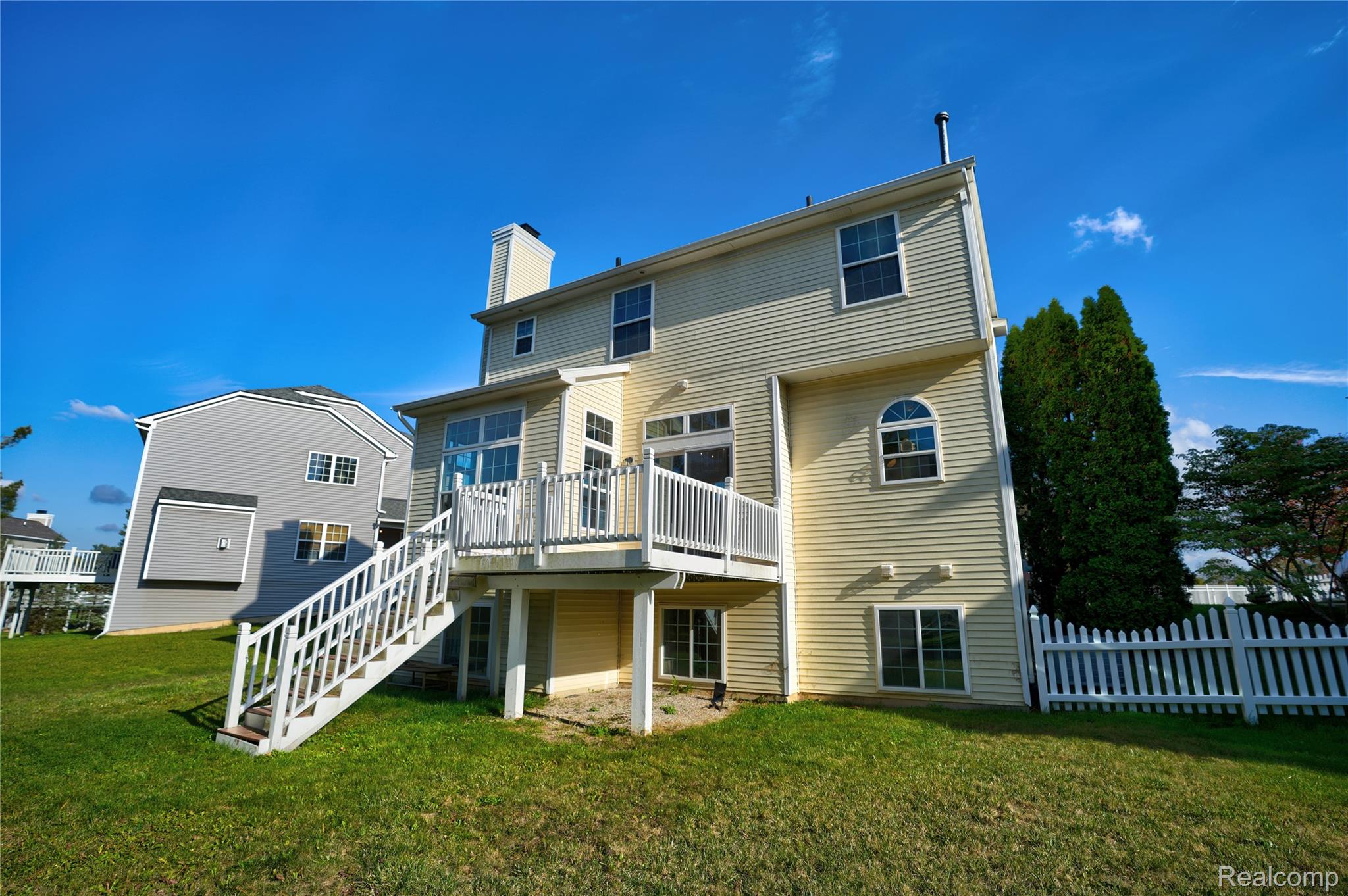 88 Champlain Boulevard