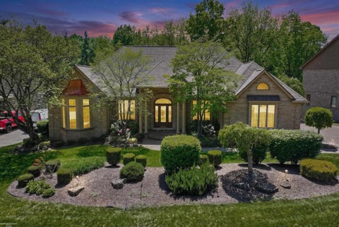Photo of 5500 Crystal Creek Lane, Washington Township, MI 48094 (MLS # 58050210618)