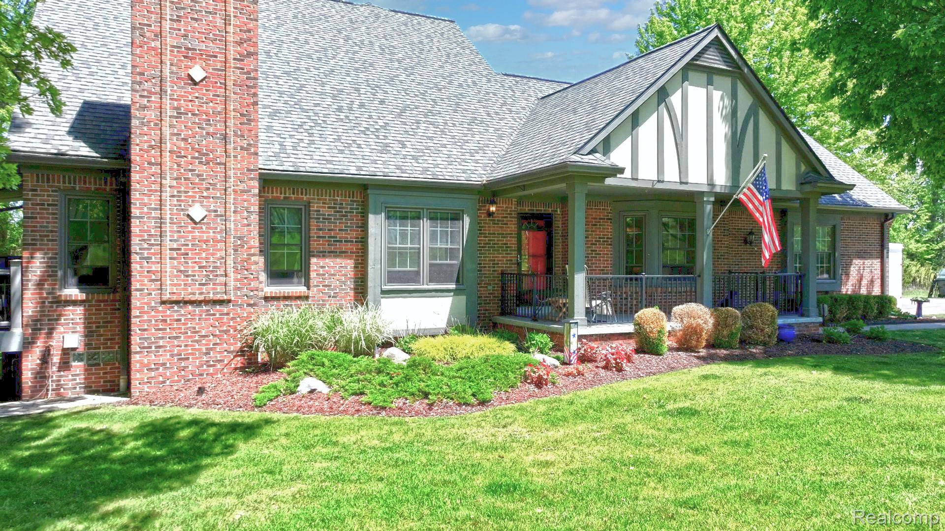 156 Sandhills Lane