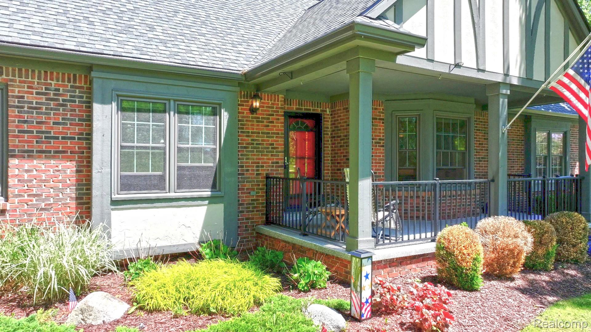 156 Sandhills Lane