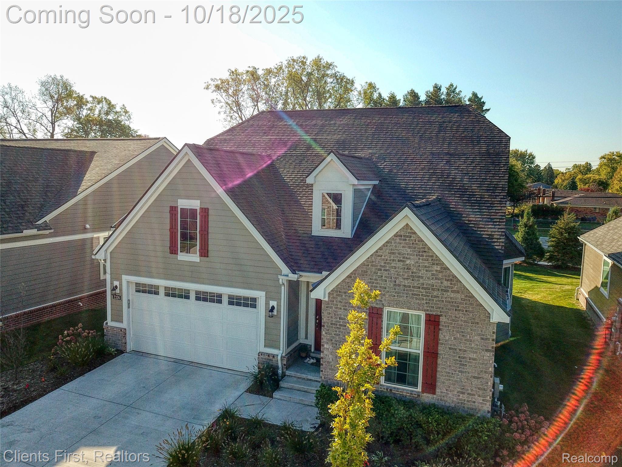 2326 Pondview Lane