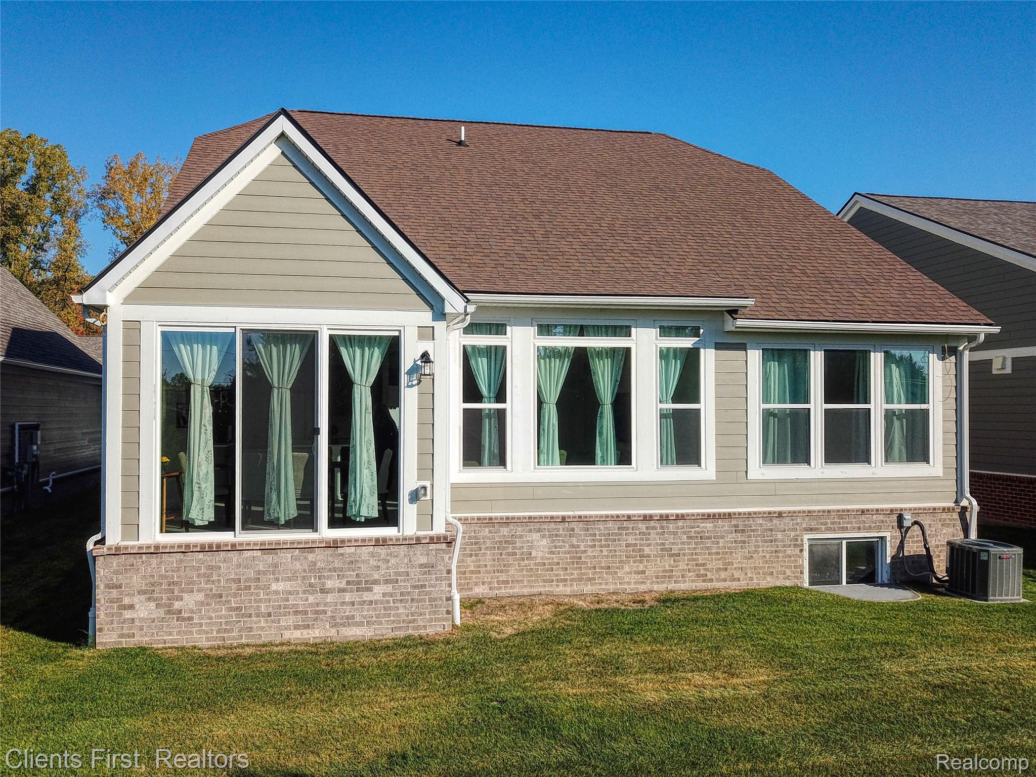 2326 Pondview Lane