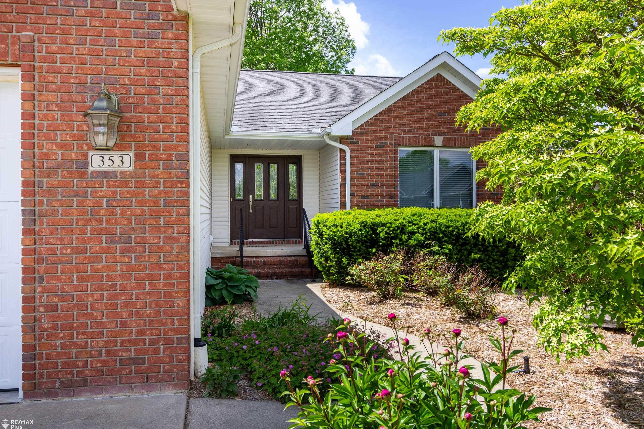 353 Golfside Drive