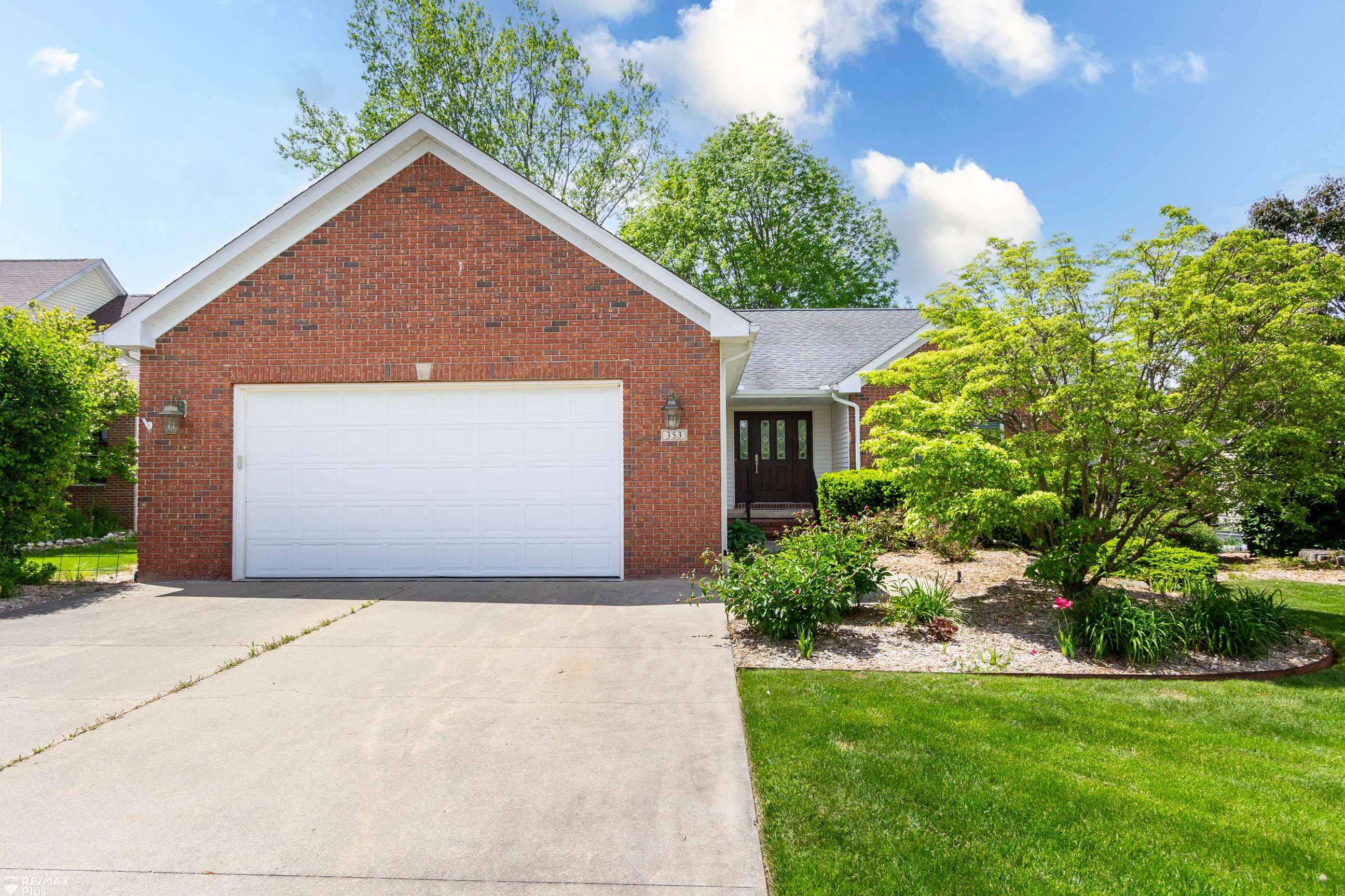 353 Golfside Drive