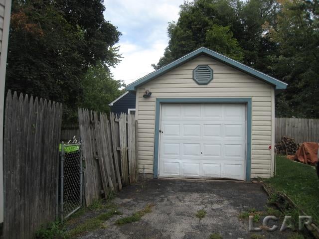 524 Ormbsy Street