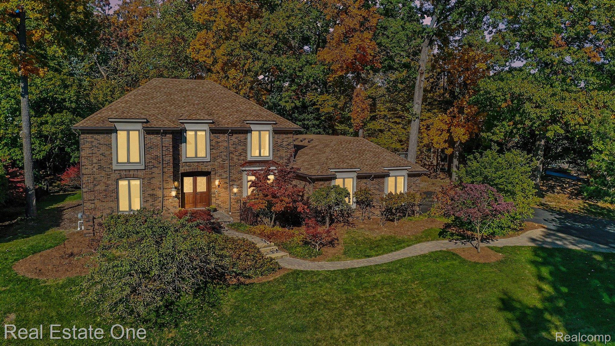 5095 Far Ravine Court