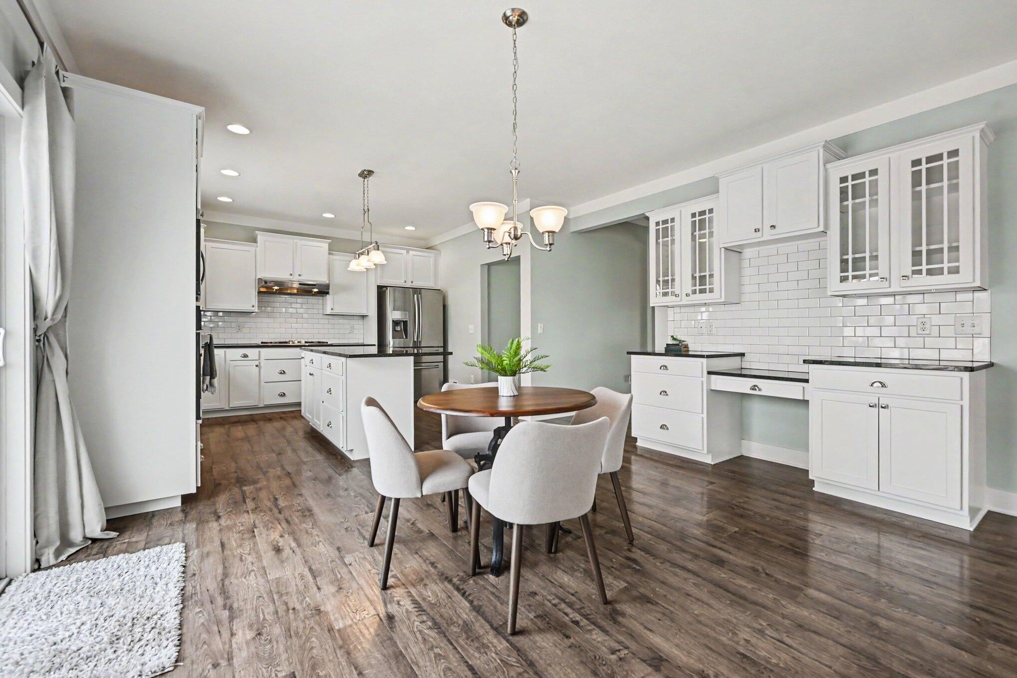 4122 Springmist Drive