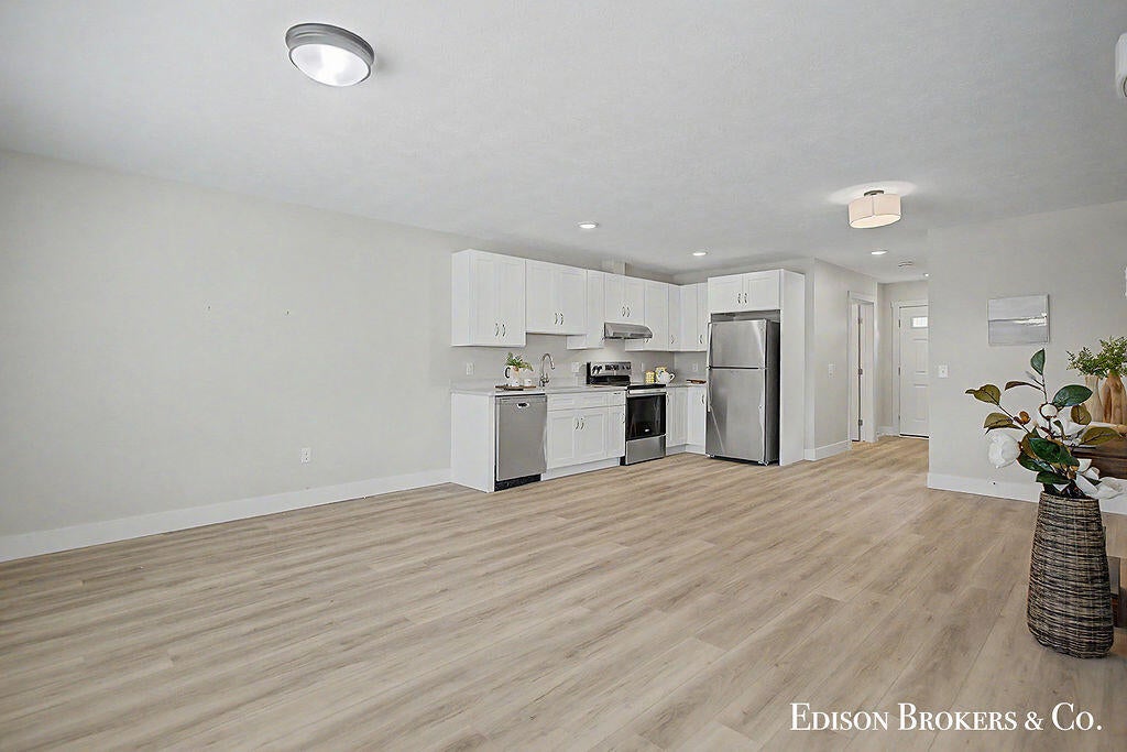 448 Pleasant Street SW