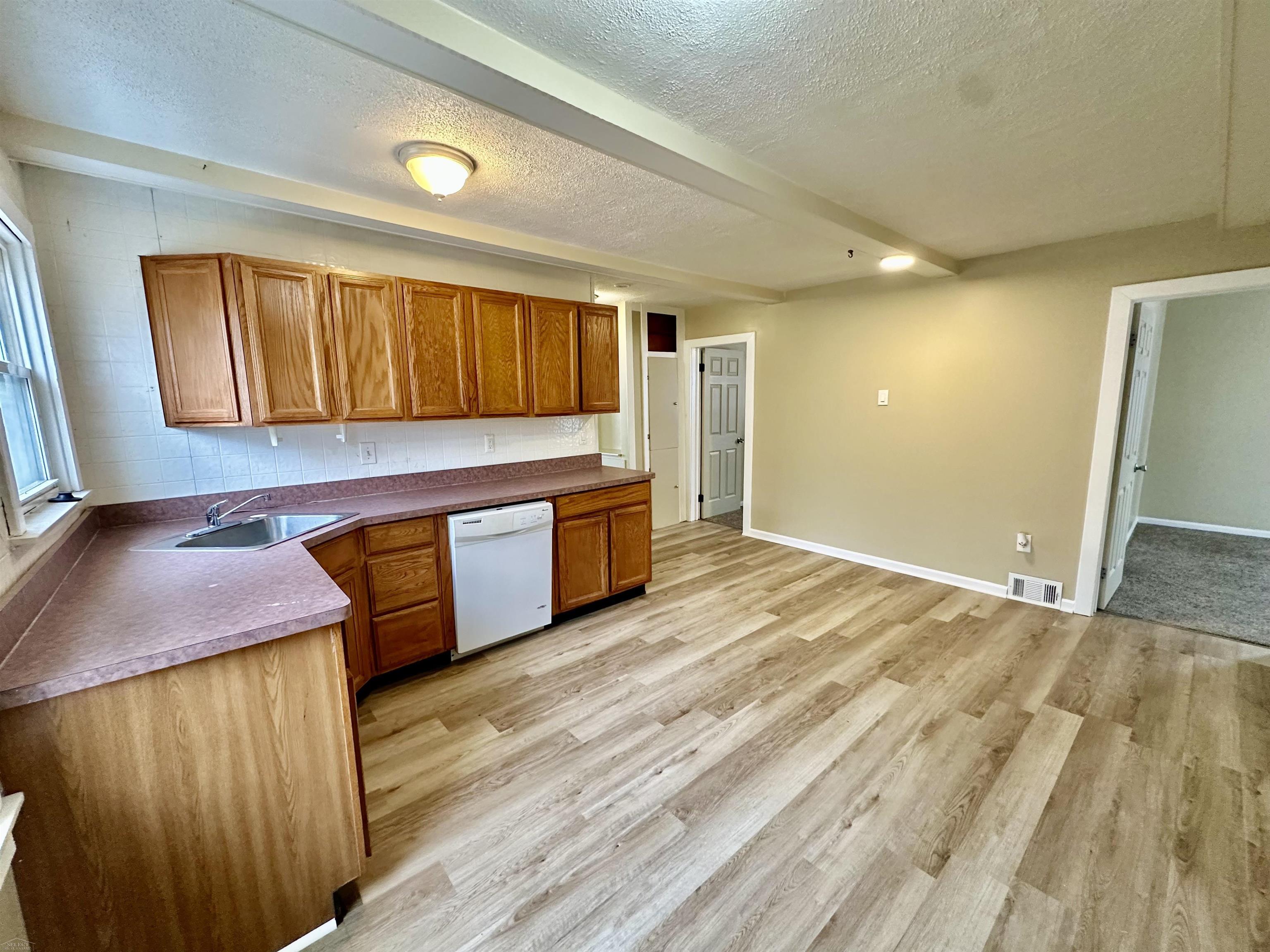 30240 Groveland Street