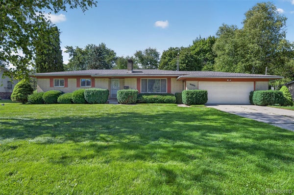 2044 WINTHROP DR, SWARTZ CREEK, MI 48473 - Image 81e5ffb4dbf2cd73e641929ddc0597fe/2823269640