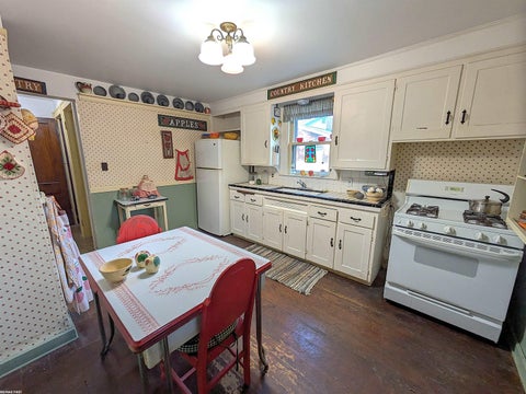 Tiny photo for 22824 Liscomb Avenue, Eastpointe City, MI 48021 (MLS # 58050224749)