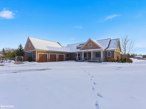 Photo of 19350 33 Mile Road, Armada Township, MI 48005 (MLS # 58050195980)