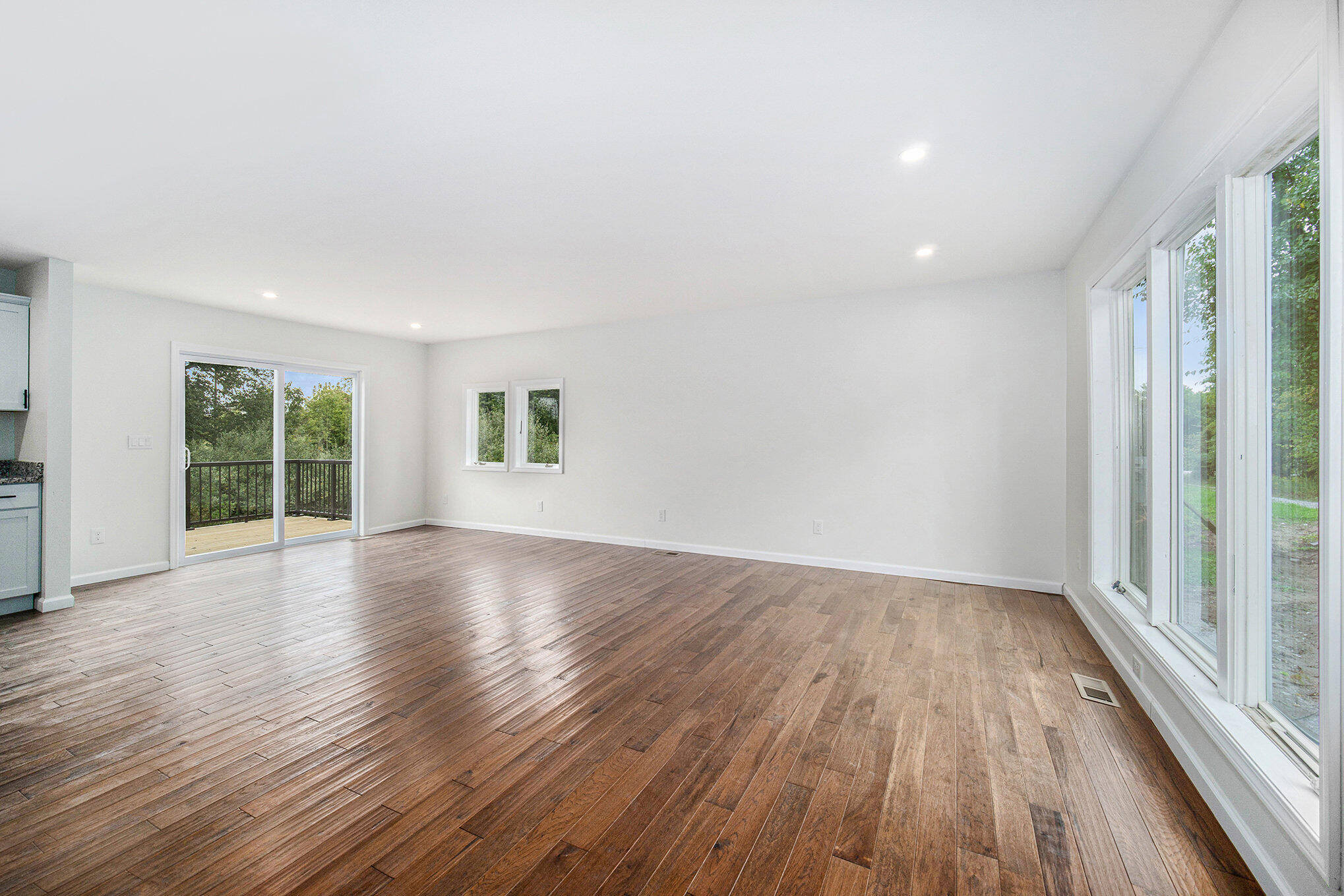 2962 W US-12 Highway