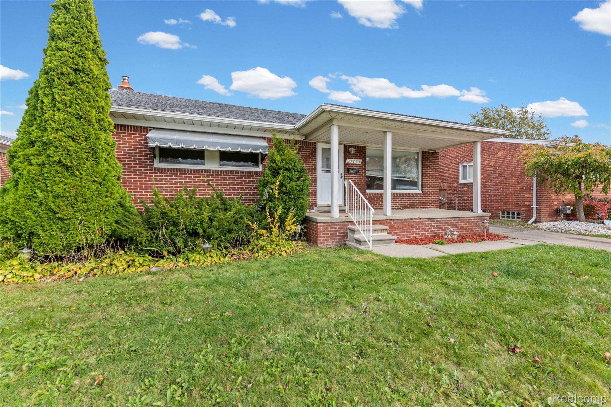 24894 Johnston Avenue